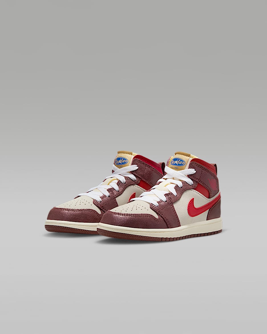 Jordan 1 Mid SE Younger Kids Shoes. Nike ID